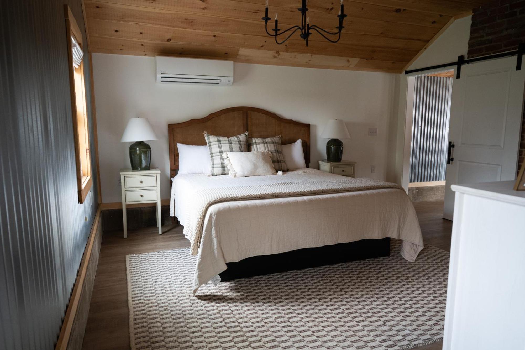 The Carriage House At 3* Strasburg